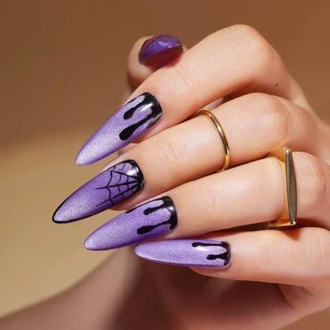 Stylish Cat eye nails for halloween