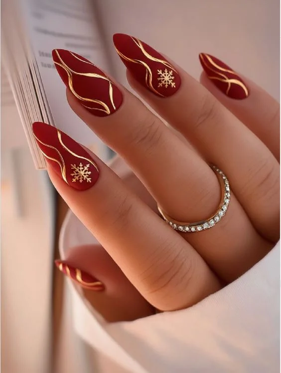 Classic gold and red christmas nails with matte finish