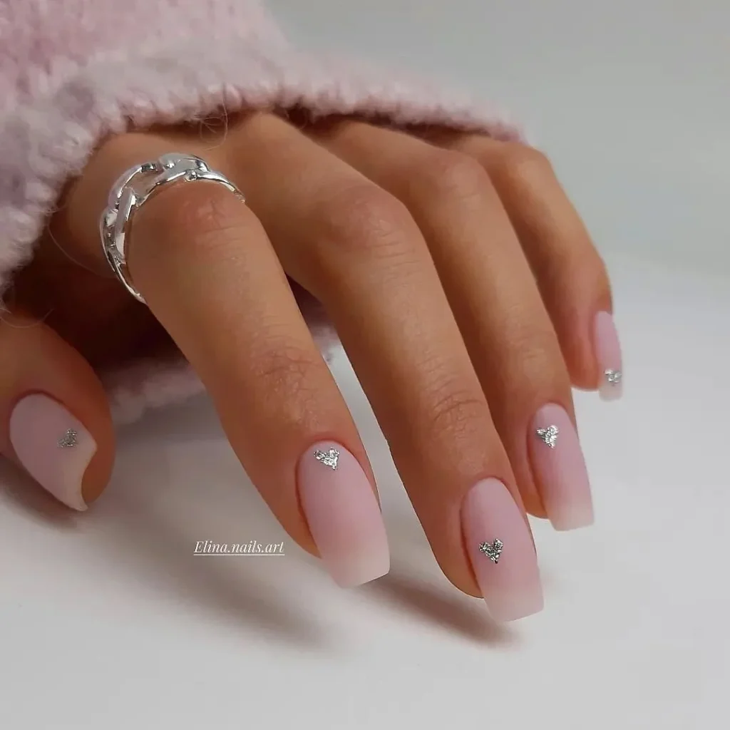 Simple Valentine’s Day nail art