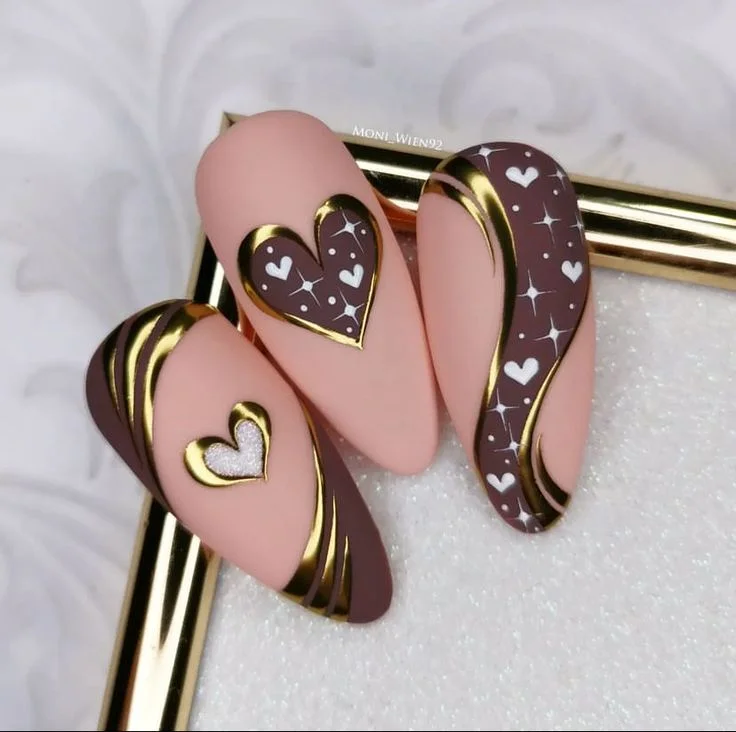 Brown Romantic Manicure with matte cover