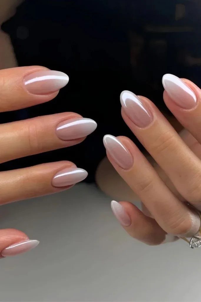 Glazed old money manicure