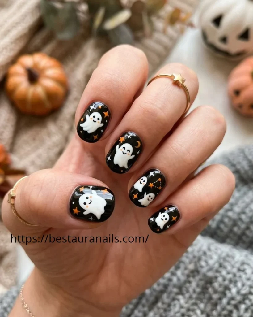 Cute short Halloween nails with pumpkins and ghosts 